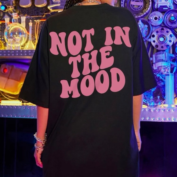 Slogan Graphic Drop Shoulder Tee - Picture 3 of 4